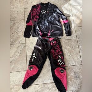 Fox Black and Pink Women’s Riding Set